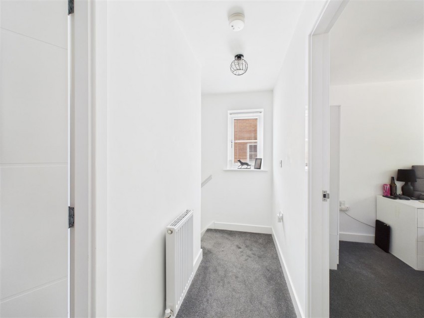 Images for 10 Edmond Close, Driffield, YO25 5GJ