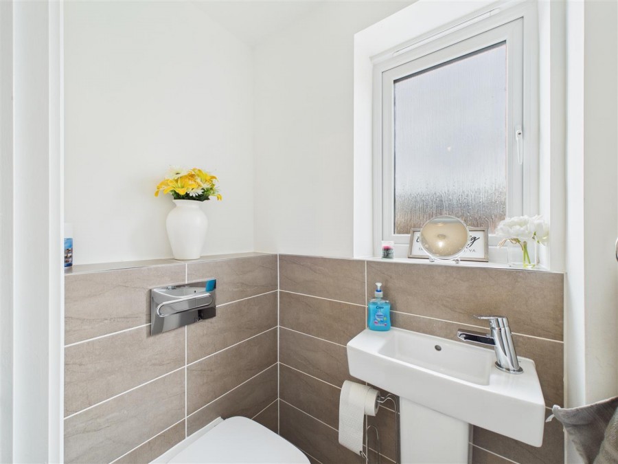 Images for 8 Berriman Drive, Driffield, YO25 5DX