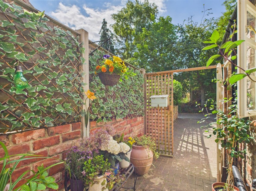 Images for 2, The Mount, High Street, Swinton, Malton, North Yorkshire, YO17 6SN