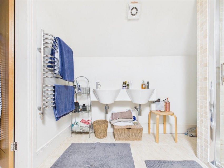 Images for 15, Pearsons Yard Swinton, YO17 6TF