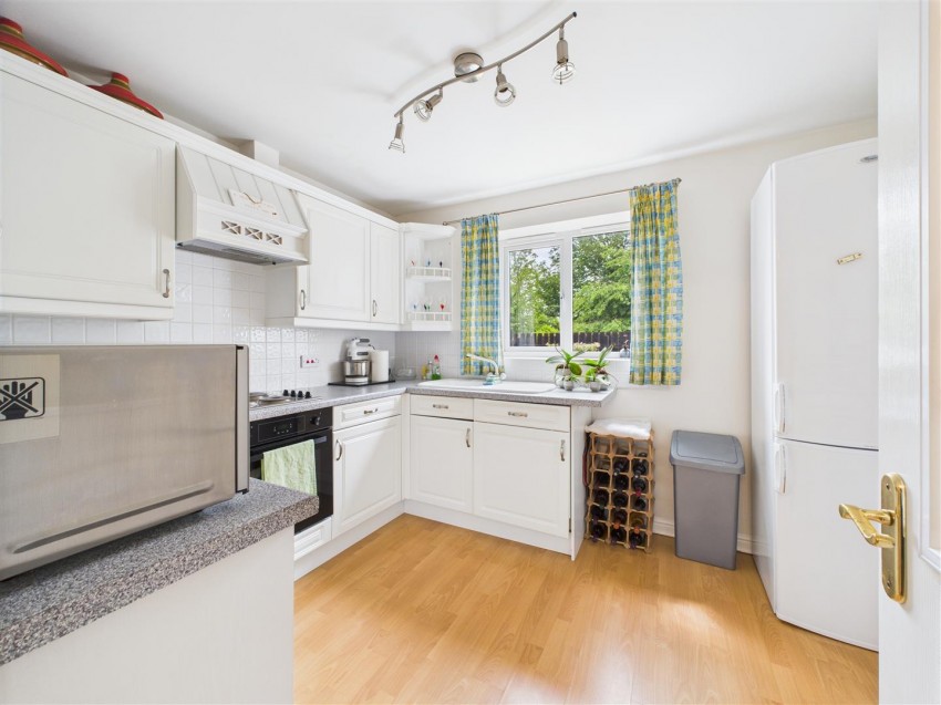 Images for 11 Fawcett Gardens, Driffield, YO25 5NR