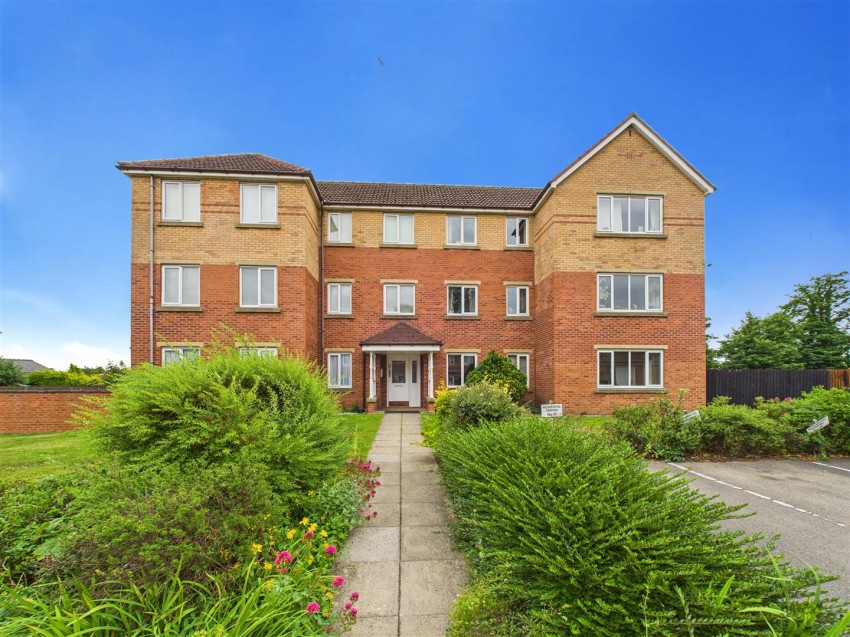 Images for 11 Fawcett Gardens, Driffield, YO25 5NR