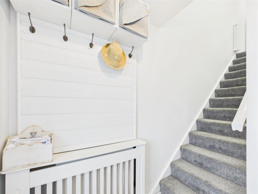 Images for Birch View, Pickering
