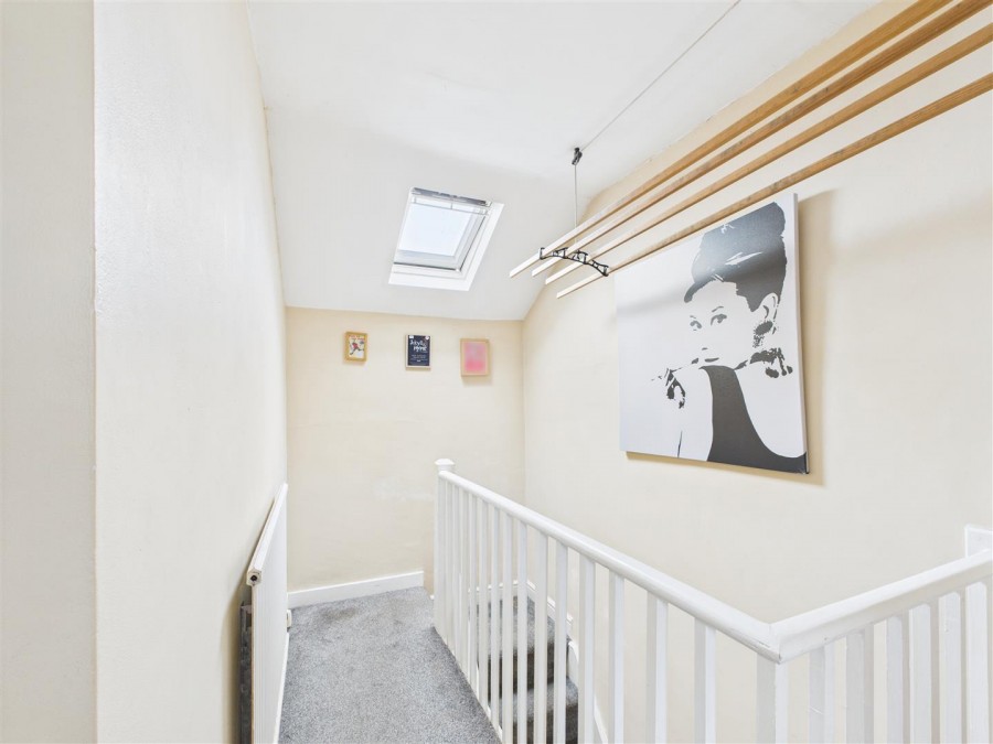 Images for 12 Potter Hill, Pickering, YO18 8AA