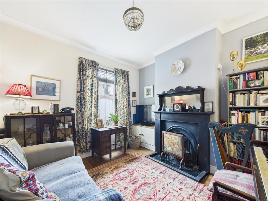 Images for 12 Potter Hill, Pickering, YO18 8AA