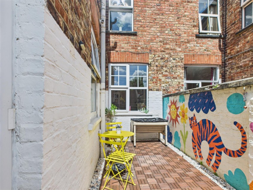Images for 49 Newbiggin, Malton,YO17 7JE