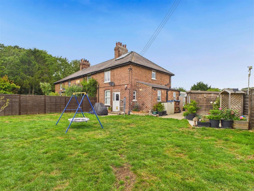 Images for 4 Swaythorpe Cottages, Thwing, Driffield, YO25 3ED