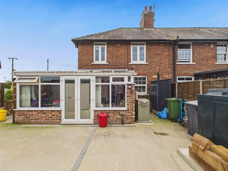 Images for 4 Swaythorpe Cottages, Thwing, Driffield, YO25 3ED