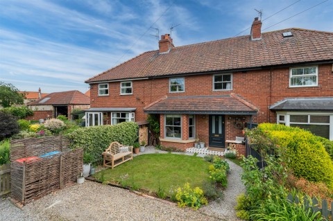 2 The Newlands, Pickering, YO18 7EP