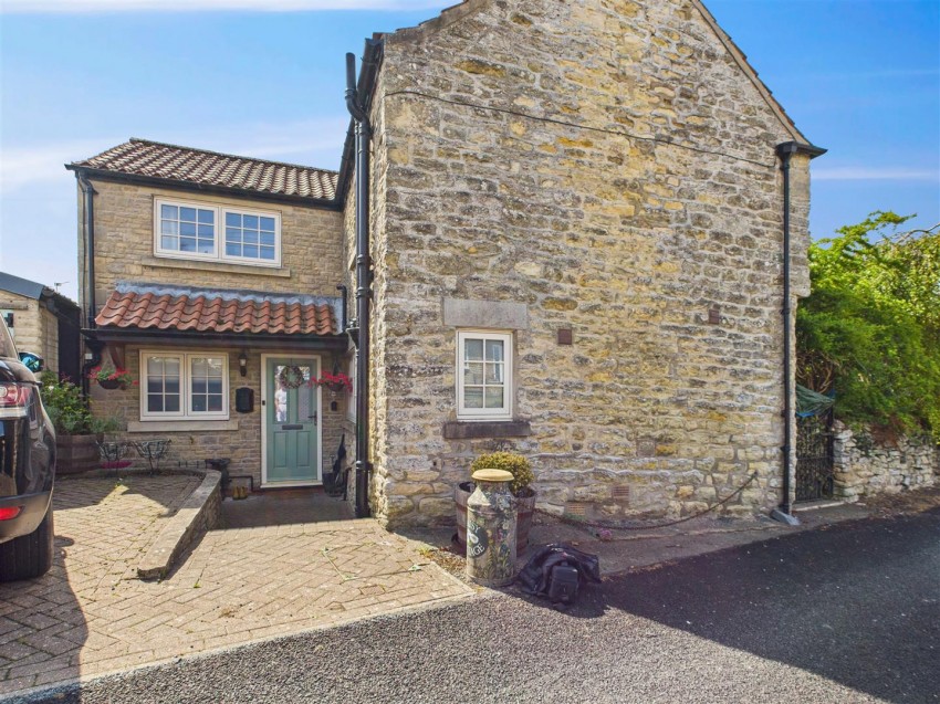 Images for Daisy Cottage, Church Lane, Thornton-Le-Dale, Pickering, North Yorkshire YO18 7QL