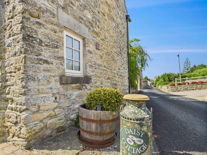 Images for Daisy Cottage, Church Lane, Thornton-Le-Dale, Pickering, North Yorkshire YO18 7QL