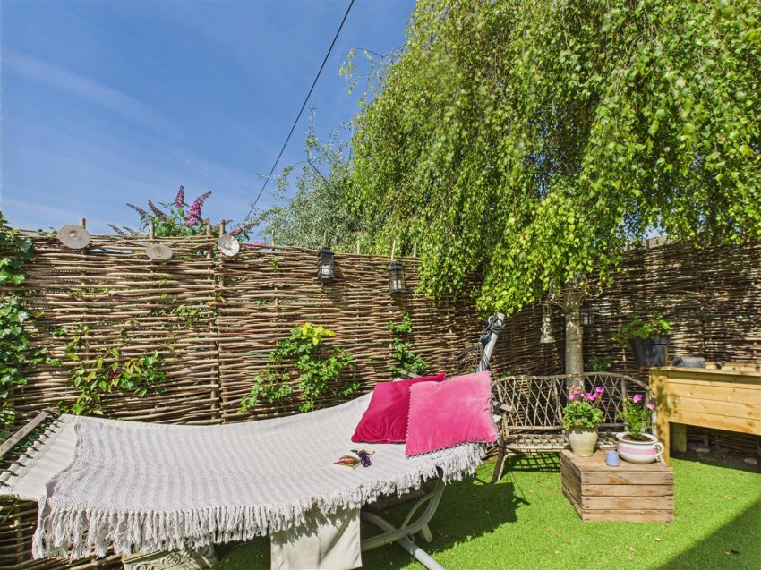 Images for Daisy Cottage, Church Lane, Thornton-Le-Dale, Pickering, North Yorkshire YO18 7QL