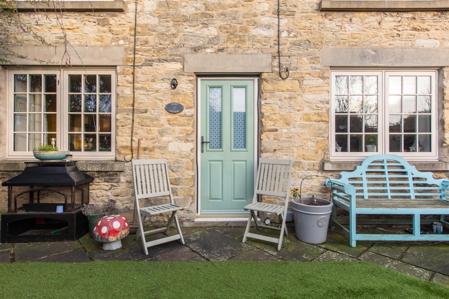 Images for Daisy Cottage, Church Lane, Thornton-Le-Dale, Pickering, North Yorkshire YO18 7QL