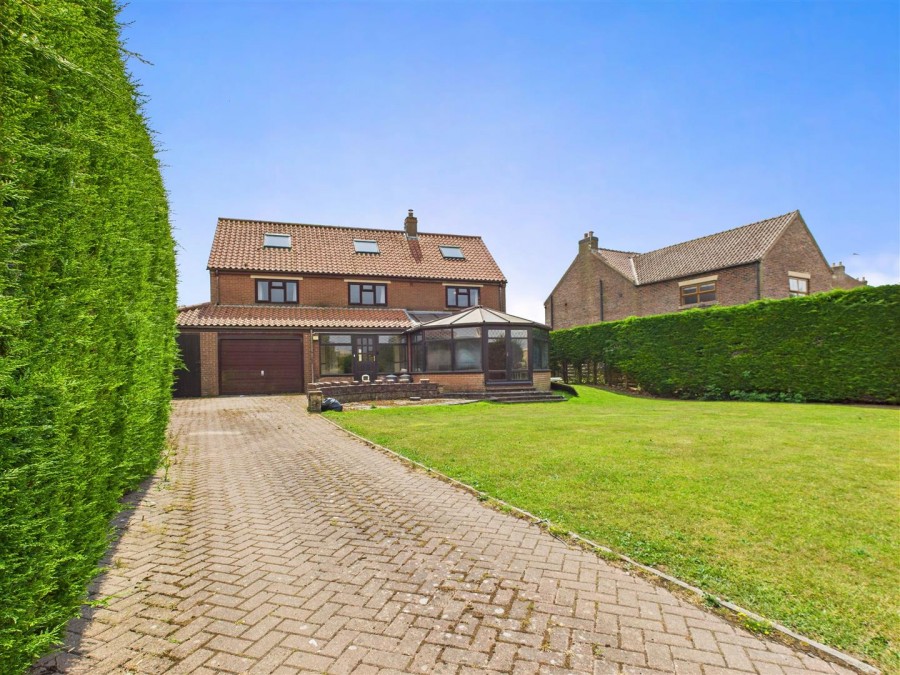 Images for 6 Waddale End, Weaverthorpe, YO17 8HG