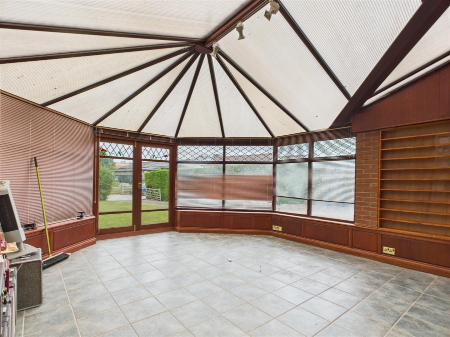 Images for 6 Waddale End, Weaverthorpe, YO17 8HG