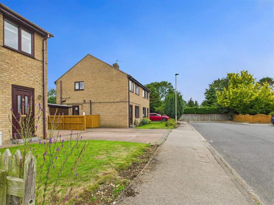 Images for 67 Long Meadows, Rillington, YO17 8LY