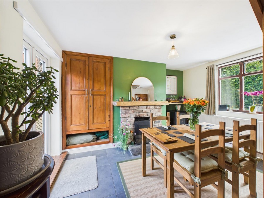 Images for 35 Station Road, Middleton On The Wolds, Driffield, YO25 9UQ