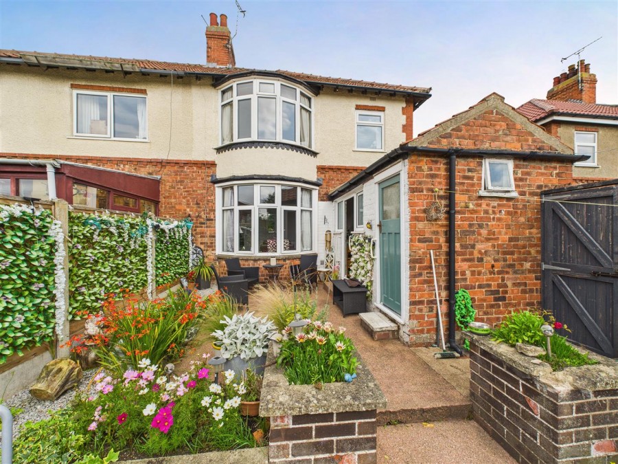 Images for 40 Manorfield Road, Driffield, YO25 5JE