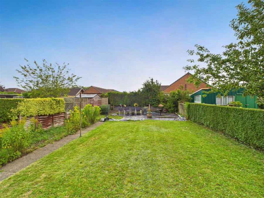 Images for 40 Manorfield Road, Driffield, YO25 5JE