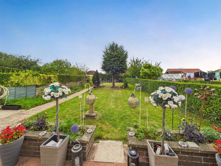 Images for 40 Manorfield Road, Driffield, YO25 5JE