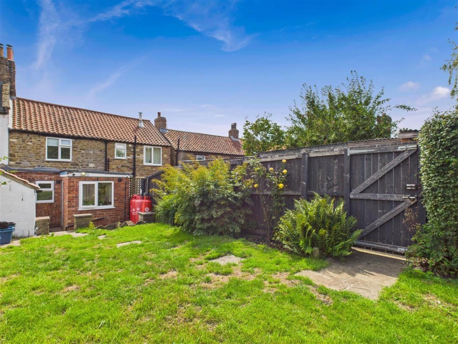Images for Cobblestones Cottage, Church End, Sheriff Hutton, YO60 6SY