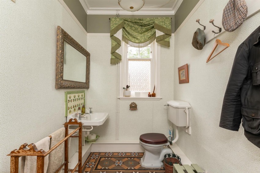 Images for Middlecave Lodge, 73 Middlecave Road, Malton, YO17 7NQ