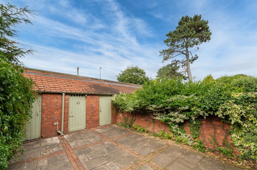 Images for Middlecave Lodge, 73 Middlecave Road, Malton, YO17 7NQ