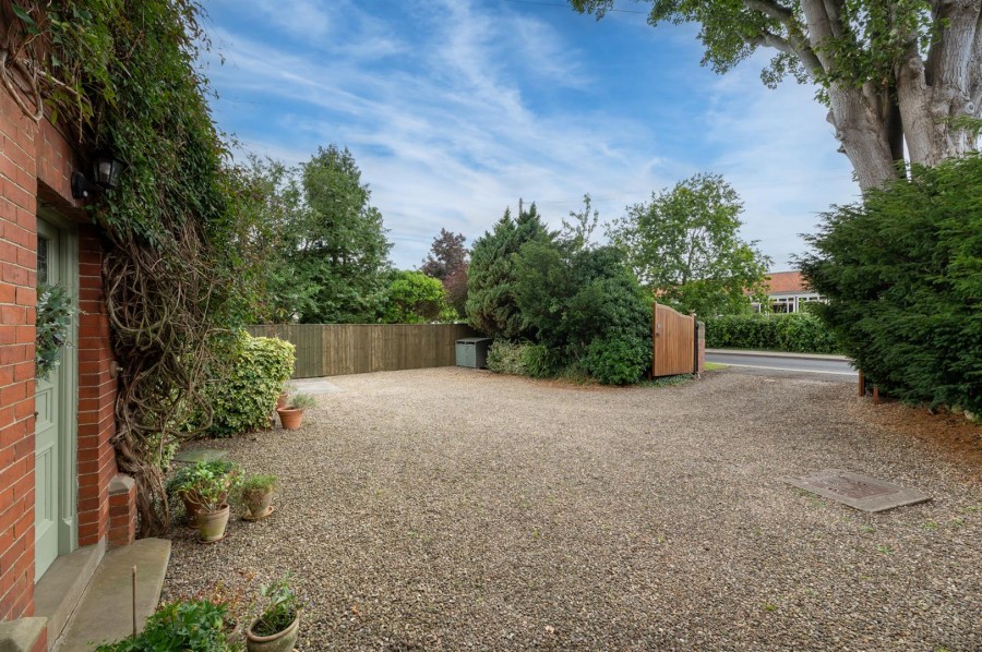 Images for Middlecave Lodge, 73 Middlecave Road, Malton, YO17 7NQ