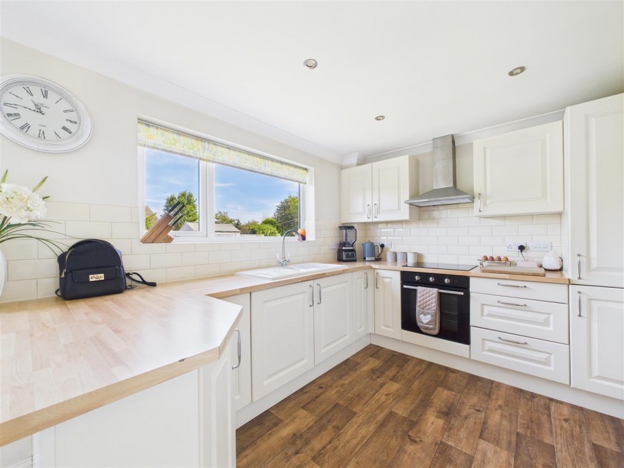 Images for 6 Churchill Avenue, Cranswick, Driffield, YO25 9QP