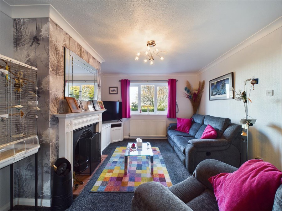Images for 5 Eastfield Close, North Frodingham, Driffield, YO25 8ND