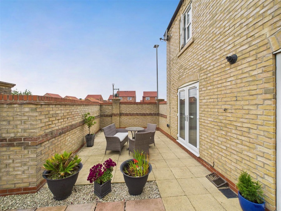 Images for 15 Nunings Way, Nafferton, Driffield, YO25 4HL