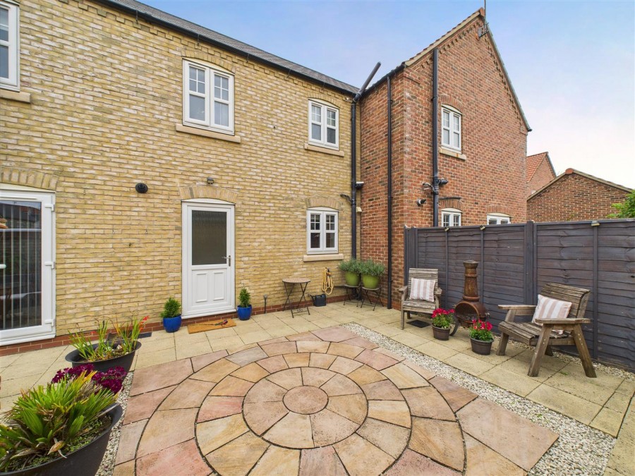 Images for 15 Nunings Way, Nafferton, Driffield, YO25 4HL