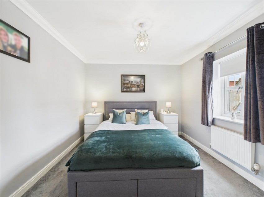 Images for 15 Nunings Way, Nafferton, Driffield, YO25 4HL