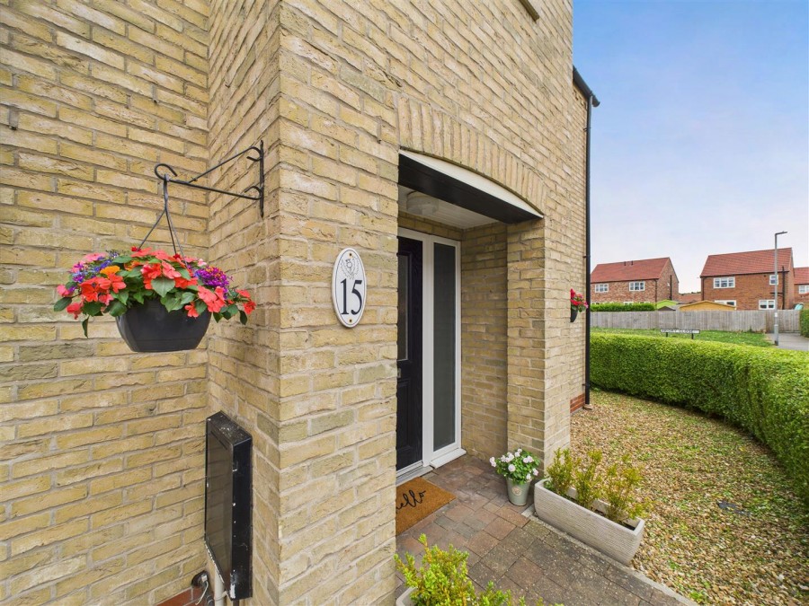 Images for 15 Nunings Way, Nafferton, Driffield, YO25 4HL