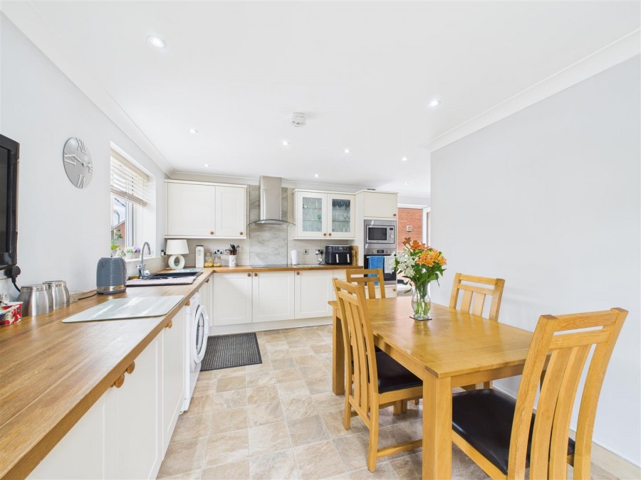 Images for 9 Swift Avenue, Driffield, YO25 5LD