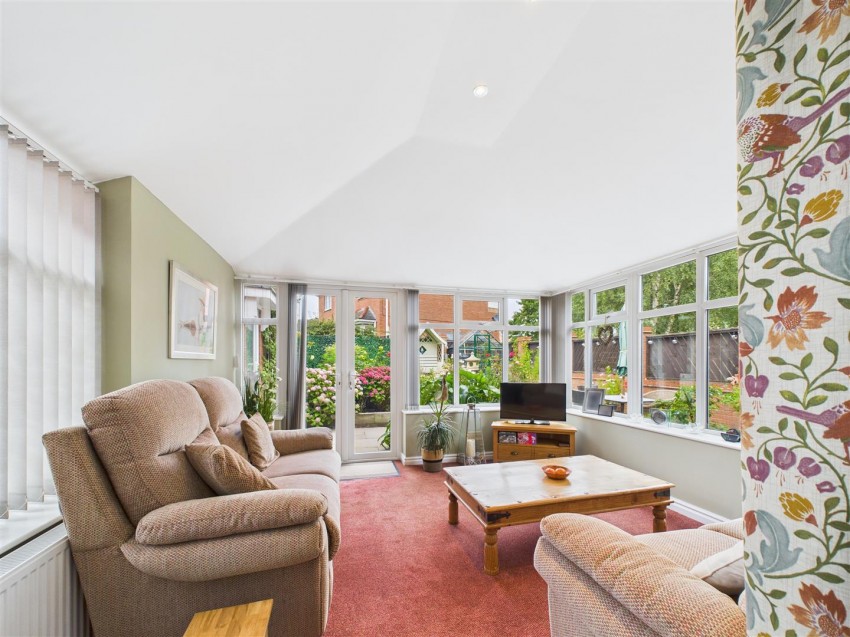 Images for 9 Swift Avenue, Driffield, YO25 5LD