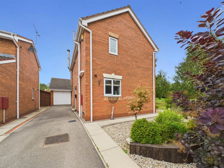 Images for 9 Swift Avenue, Driffield, YO25 5LD