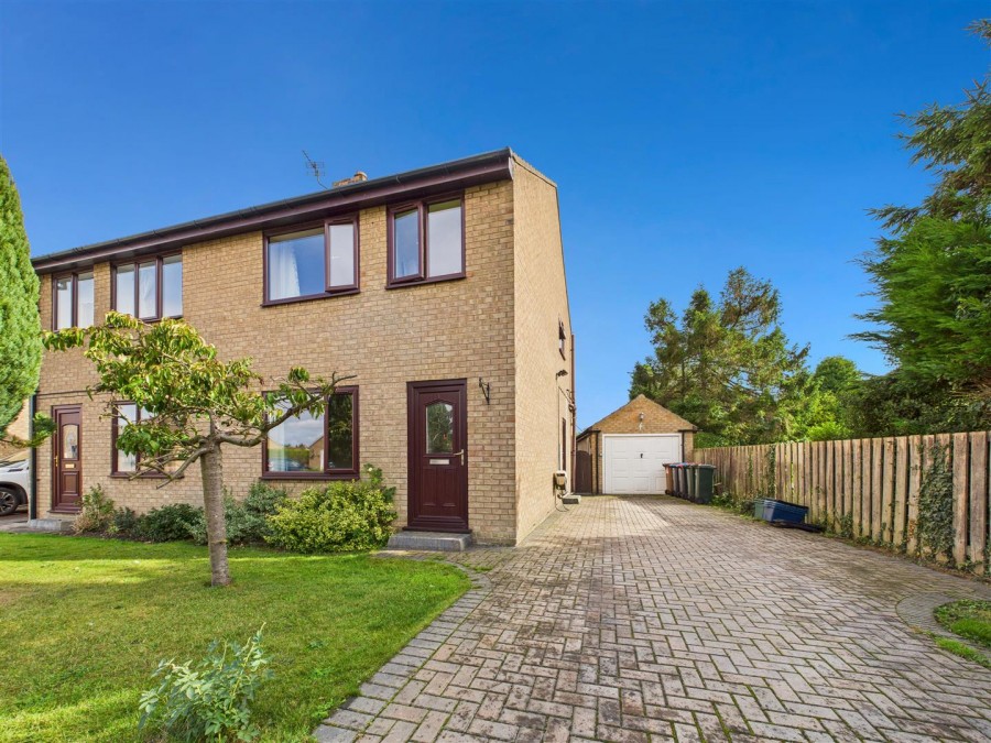 Images for 71 Long Meadows, Rillington, YO17 8LY