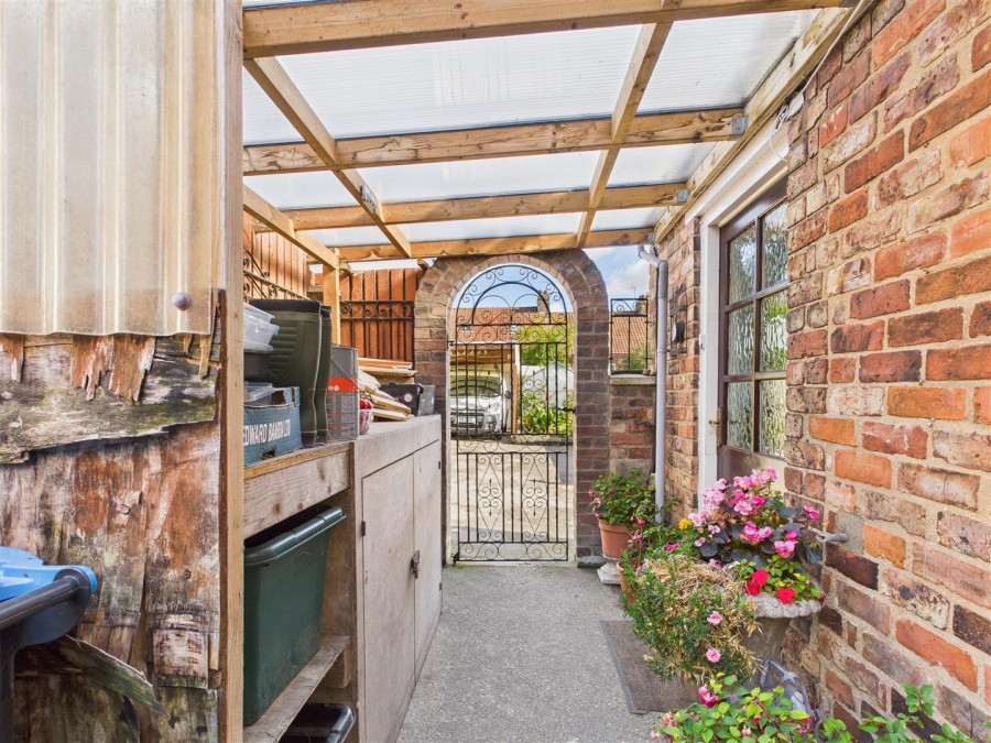 Images for 66 Newbiggin, Malton, YO17 7JF