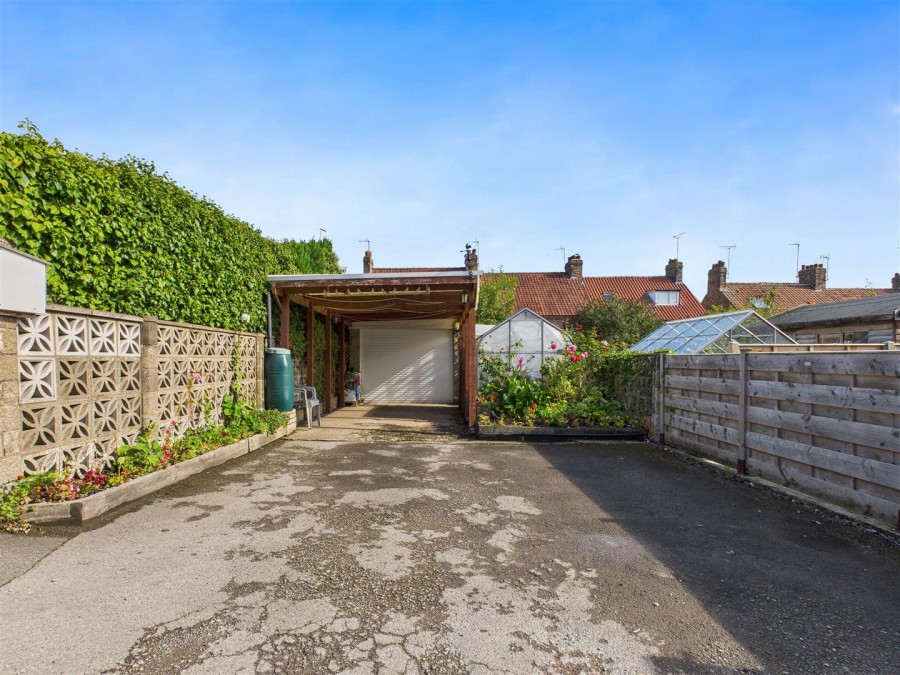 Images for 66 Newbiggin, Malton, YO17 7JF