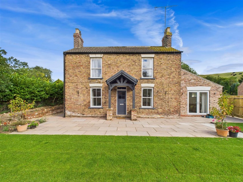 Images for East Lea, Back Street, Langtoft, Driffield, YO25 3TG