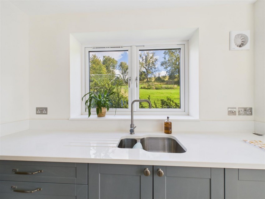 Images for East Lea, Back Street, Langtoft, Driffield, YO25 3TG