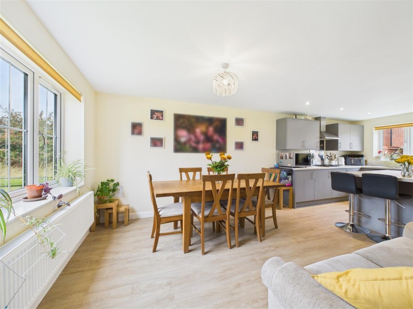 Images for 24 White Avenue, Wolds View, Driffield, YO25 5FQ