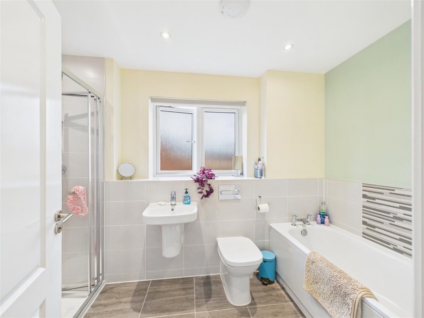 Images for 24 White Avenue, Wolds View, Driffield, YO25 5FQ