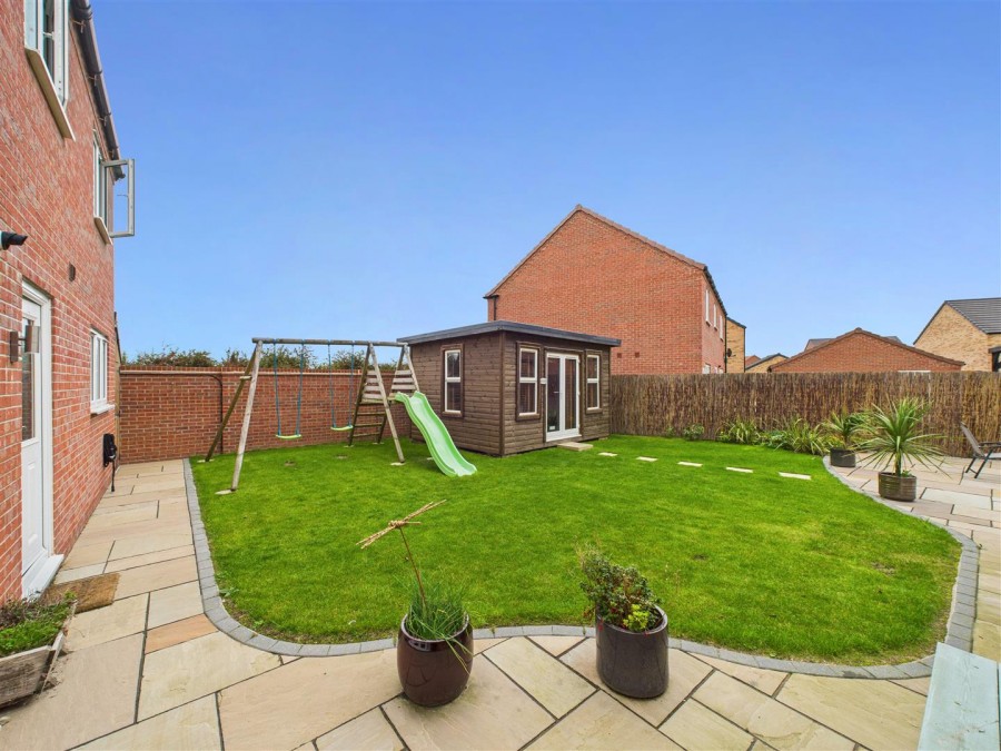 Images for 24 White Avenue, Wolds View, Driffield, YO25 5FQ