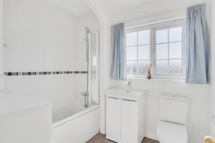 Images for Meadow View, Church Lane, Thornton-Le-Dale, Pickering, North Yorkshire YO18 7QL
