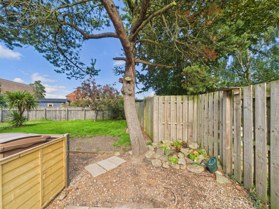 Images for Cuckoo Cottage, 9 Main Street, Hutton Cranswick, Driffield, YO25 9QR