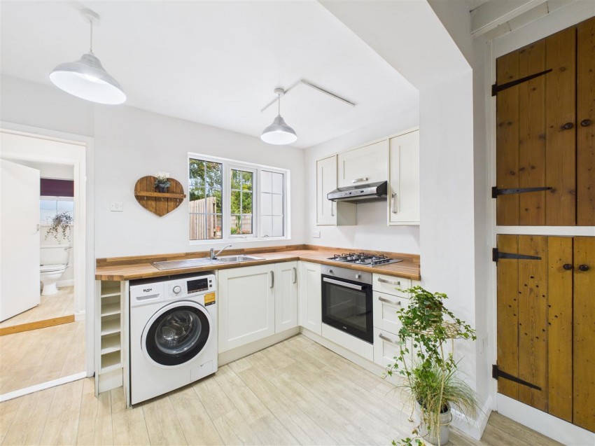Images for Cuckoo Cottage, 9 Main Street, Hutton Cranswick, Driffield, YO25 9QR