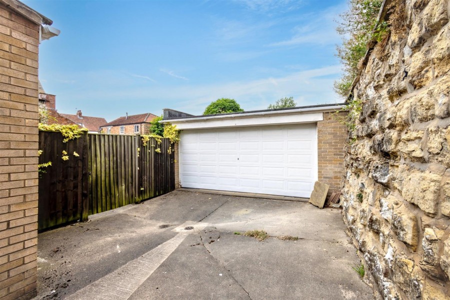 Images for 47 Old Maltongate, Malton, YO17 7EH