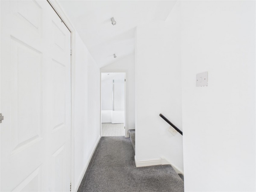 Images for Bridge Bran Lodge, 11 Front Street, Middleton On The Wolds, Driffield, YO25 9UA